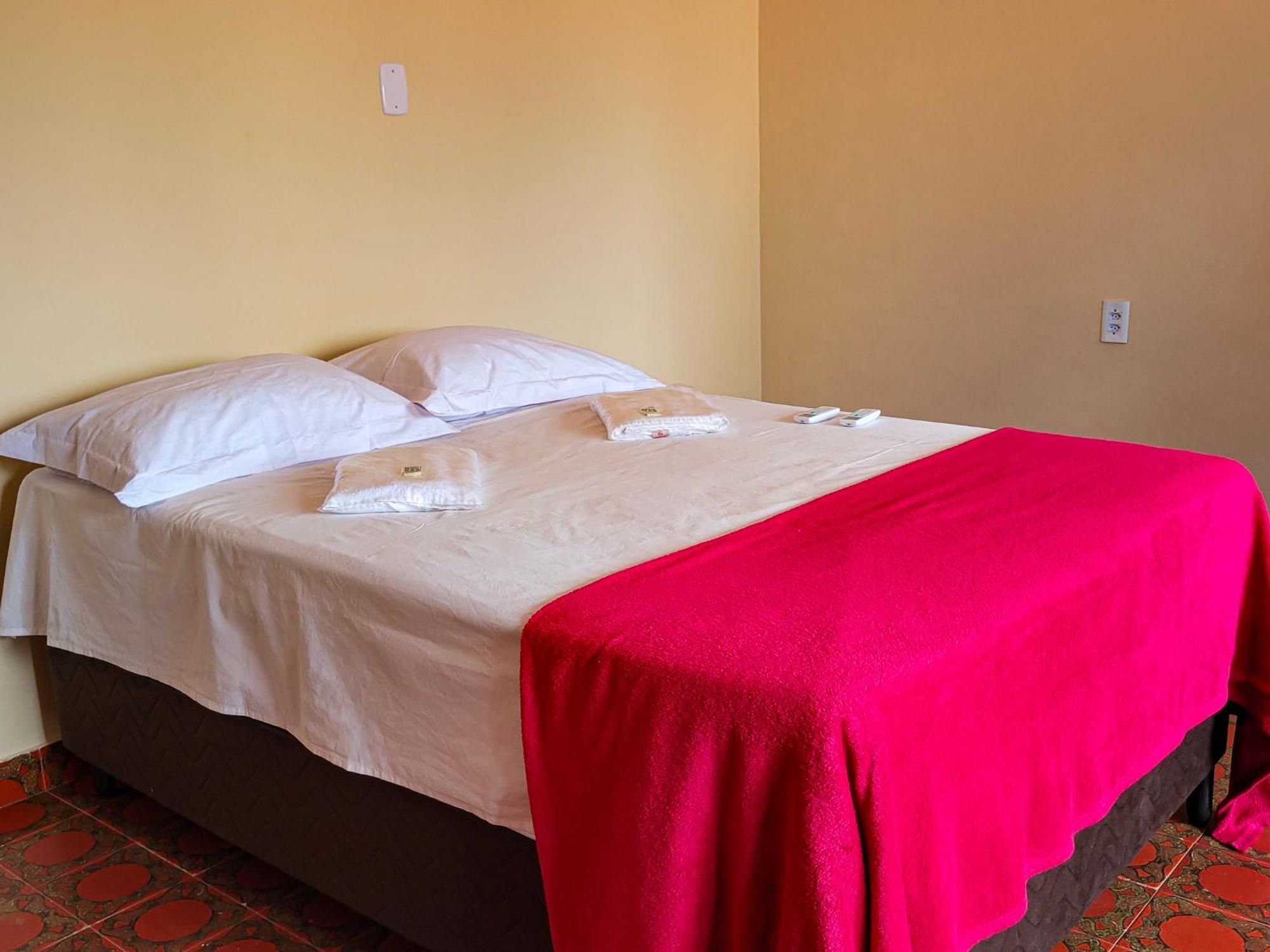 Hotel E Hostel Da Fonte São Luís Zewnętrze zdjęcie